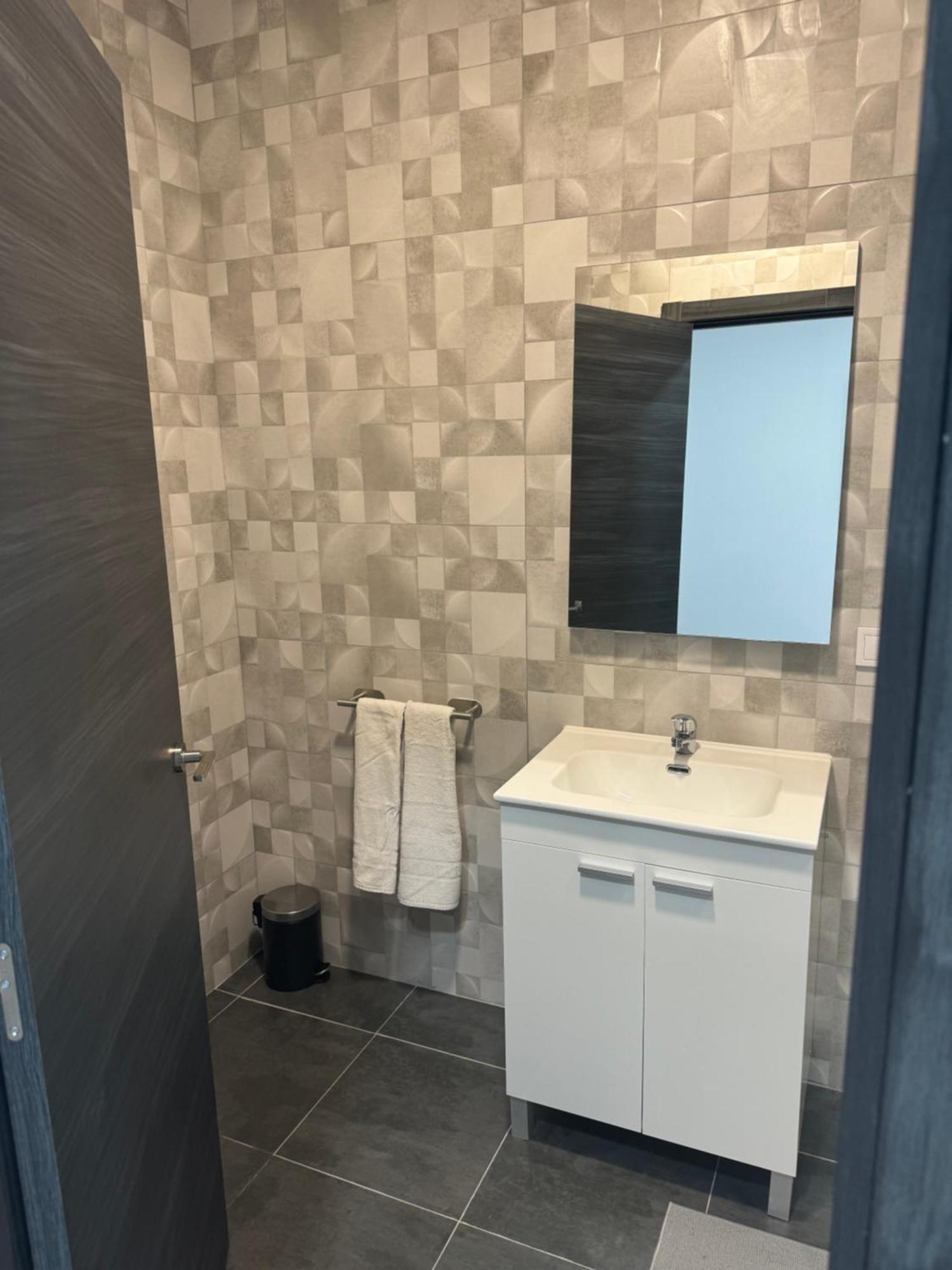 Duplex Th Sanse Norte Сан-Себастьян-де-лос-Реєс Екстер'єр фото